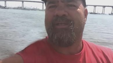 Photo of Man Gets An Adorable Selfie Photobomb