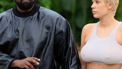 Photo of Bianca Censori went out in public with a toy cat – fans are sure that she is making fun of Kim Kardashian.