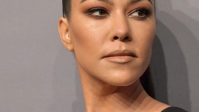 Photo of 44-year-old Kourtney Kardashian showed off her mini figure two months after giving birth.
