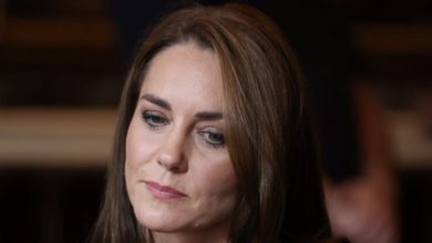Photo of Kate Middleton left Windsor…