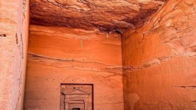 Photo of Nature’s Canvas: The Majestic Rock-Carved Temples of Al-‘Ula