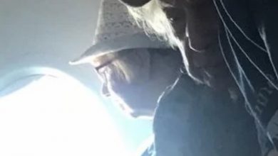 Photo of HEARTWARMING: MAN COMFORTS FRIGHTENED 96-YEAR-OLD