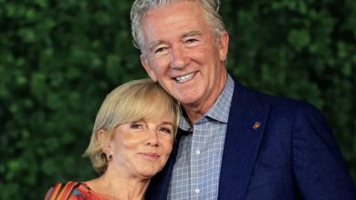 Photo of 68-YEAR-OLD LINDA PURL SHOWED HER LEGS IN HER SWIMSUIT, IN HER TRIP WITH HER 74-YEAR-OLD BOYFRIEND, PATRICK DUFFY