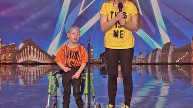 Photo of Not A Dry Eye In The House After Inspiration Golden Buzzer Performance From Sign Along With Us