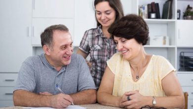Photo of My Parents Gave Me $10,000 to Pay for College — I Was Shocked to Find Out What They Wanted in Return