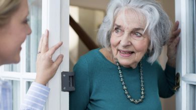 Photo of I Attempted to Discipline My Older Neighbor for Crushing My Flowers and Taking My Water, but She Ended Up Outsmarting Me
