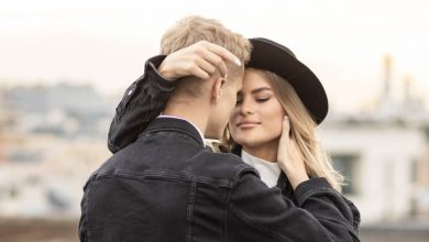 Photo of I Got a Photo of My Fiancé Kissing My Best Friend Just Hours after I Left for a Business Trip — They Soon Regretted It