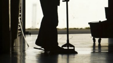 Photo of Privileged Teen Ridicules Elderly Janitor, Receives an Unforgettable Lesson in Humility