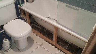 Photo of A Decorative Panel from the Bathtub Dropped Off During My Husband’s Business Trip — The Discovery Underneath Left Me Stunned