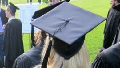 Photo of My Parents Missed My Graduation — Their Reason for Not Showing Up Led Me to Make a Life-Changing Decision
