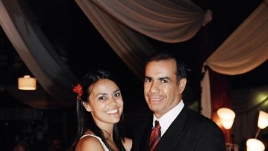 Photo of Husband Criticizes Wife for Supporting Her Impoverished Mother Until She Retaliates
