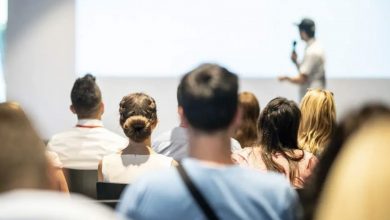 Photo of I Brought Lunch to My Husband’s University Lecture – I Was Horrified to See My Face on His Presentation Slide