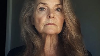 Photo of My son remains silent while his wife insults me — but he eventually puts her in her place in front of the guests