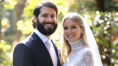 Photo of On our wedding night, I slipped out of my wedding gown—and when my husband saw what I was wearing underneath, he ran off in tears