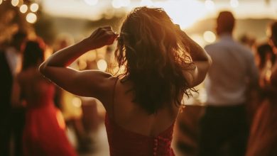 Photo of A woman assumed that faking a relationship at a wedding would be a blast—until she ended up wishing she’d never done it