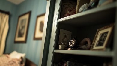 Photo of My heart sank when my daughter called late at night during her sleepover, exclaiming, “Mom, there’s a camera in the room!”
