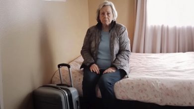 Photo of My aunt persuaded grandma to foot the bill for what she called a “family vacation,” only to leave her stranded in a budget motel while she enjoyed lavish accommodations—and in the end, we got the last laugh.