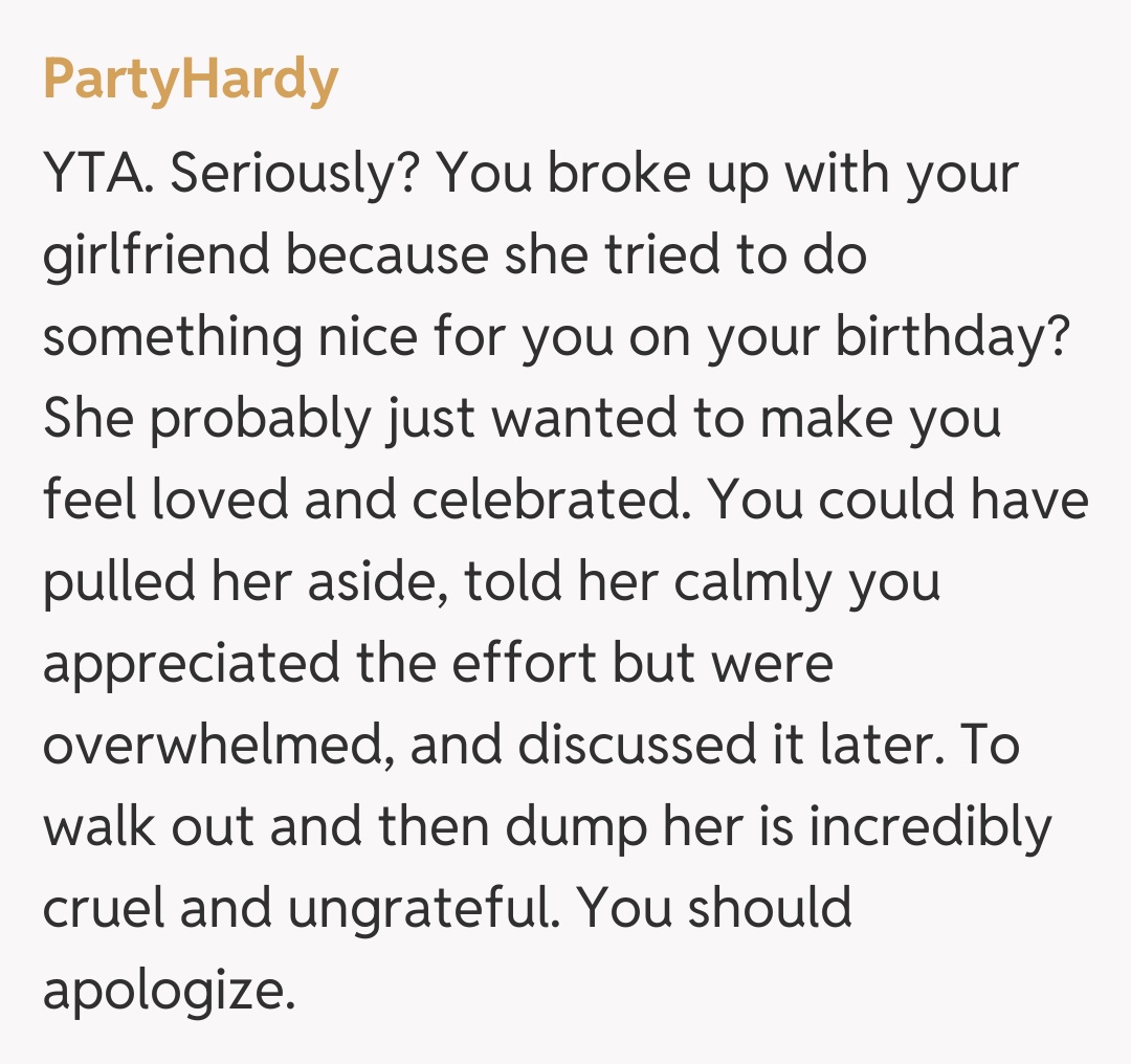Comentariu de la PartyHardy