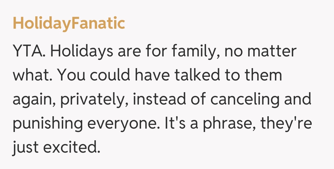 Comentariu de la HolidayFanatic