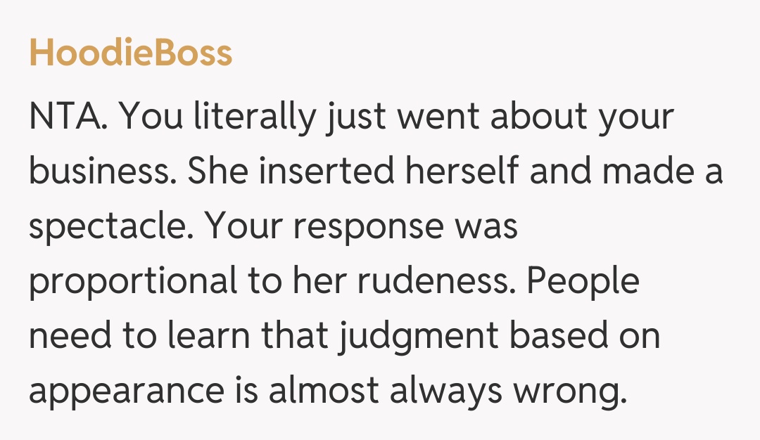 Comentariu de la HoodieBoss