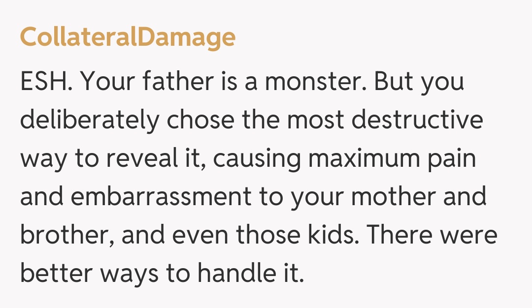 Comentariu de la CollateralDamage