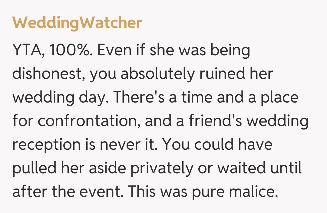 Comentariu de la WeddingWatcher