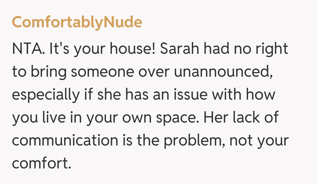 Comentariu de la ComfortablyNude