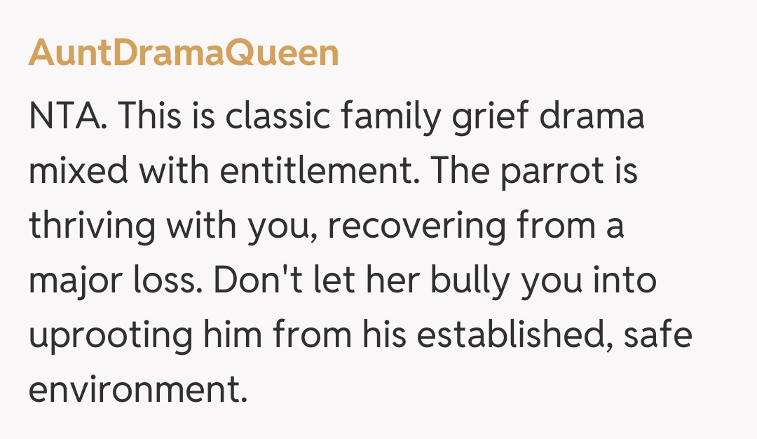 Comentariu de la AuntDramaQueen