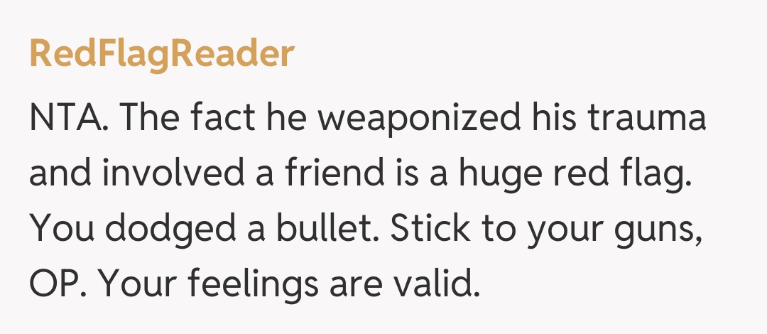 Comentariu de la RedFlagReader