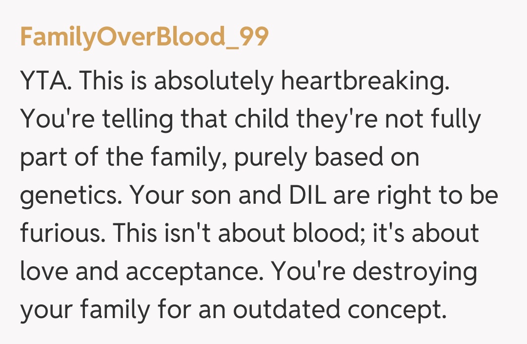 Comentariu de la FamilyOverBlood_99