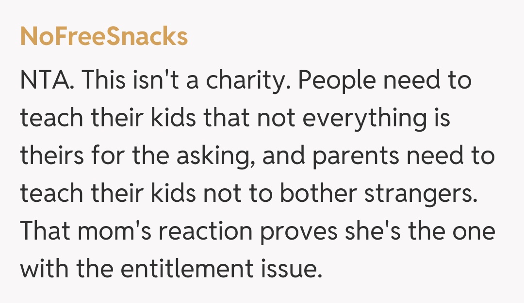 Comentariu de la NoFreeSnacks