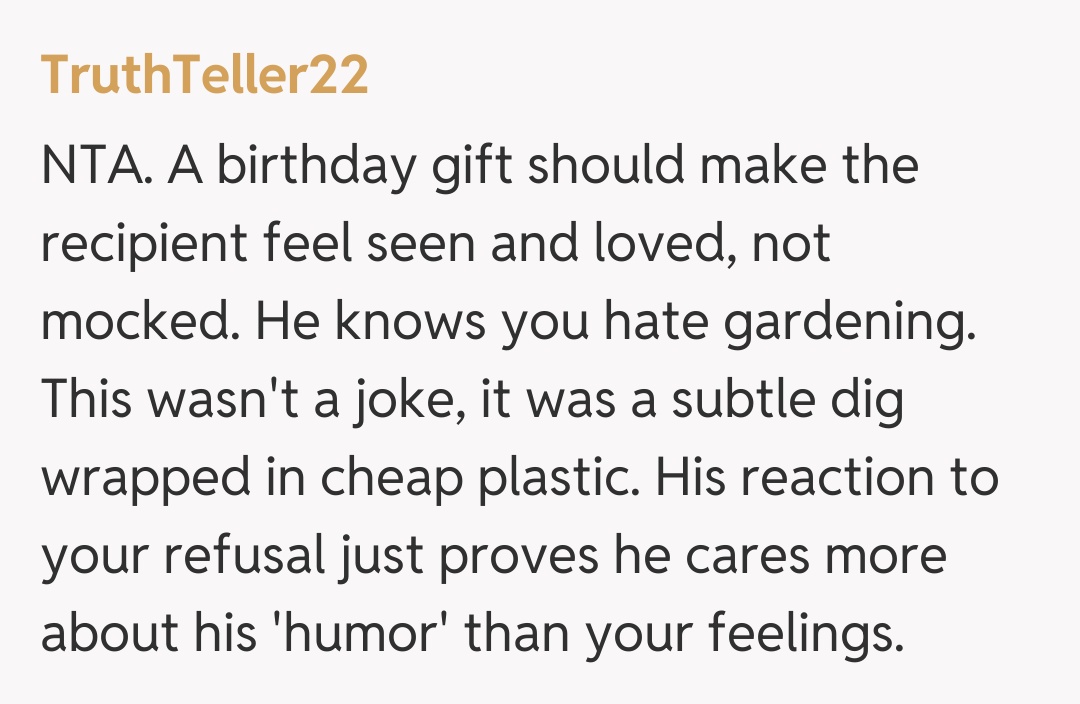 Comentariu de la TruthTeller22
