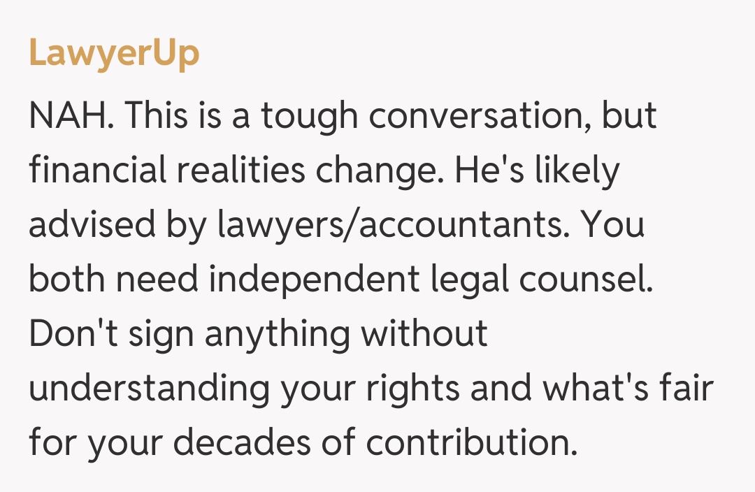 Comentariu de la LawyerUp
