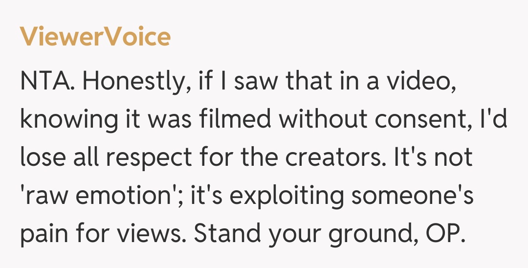 Comentariu de la ViewerVoice