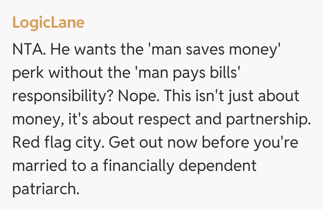 Comentariu de la LogicLane