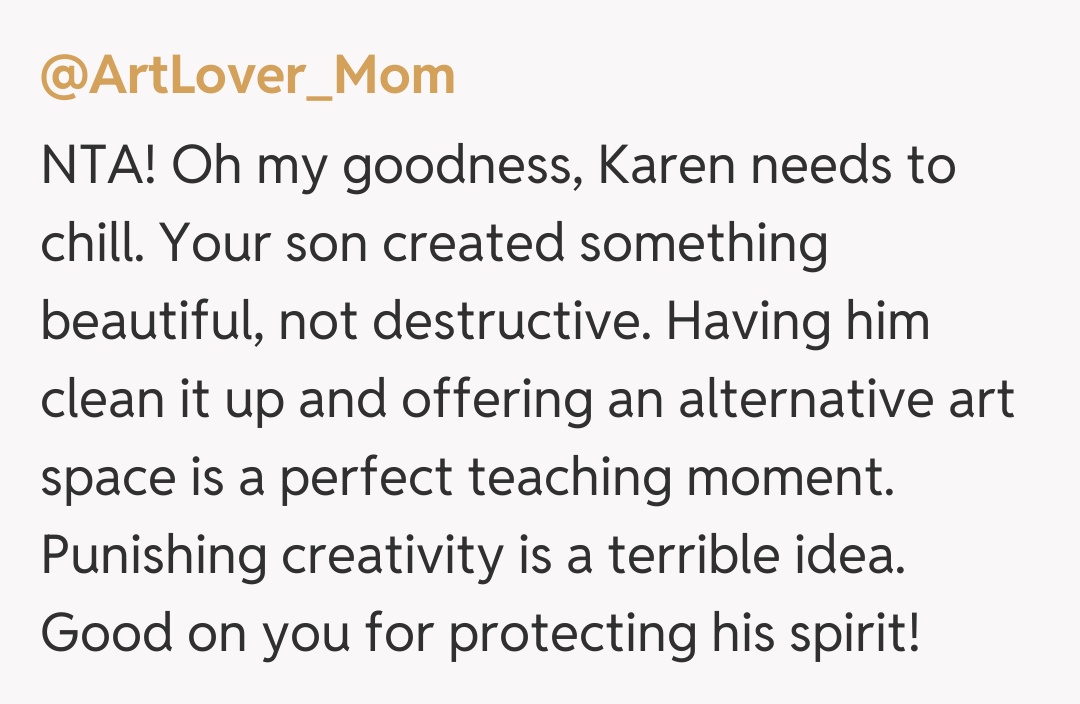 Comentariu de la @ArtLover_Mom