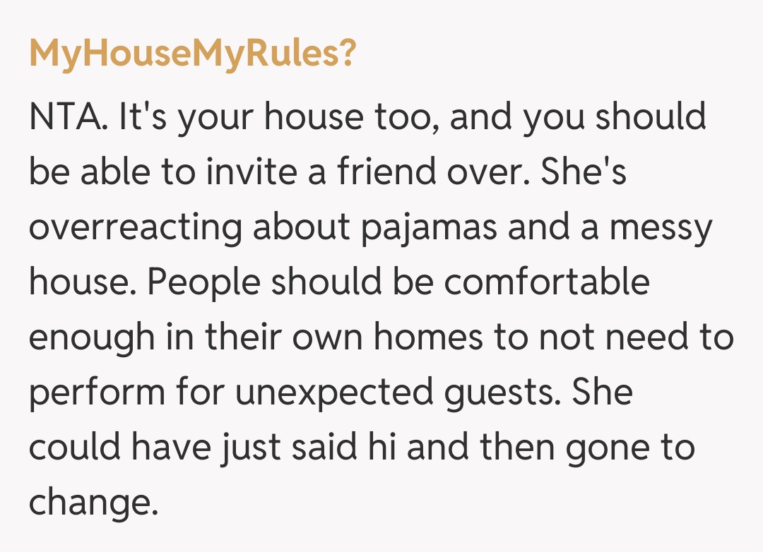 Comentariu de la MyHouseMyRules?