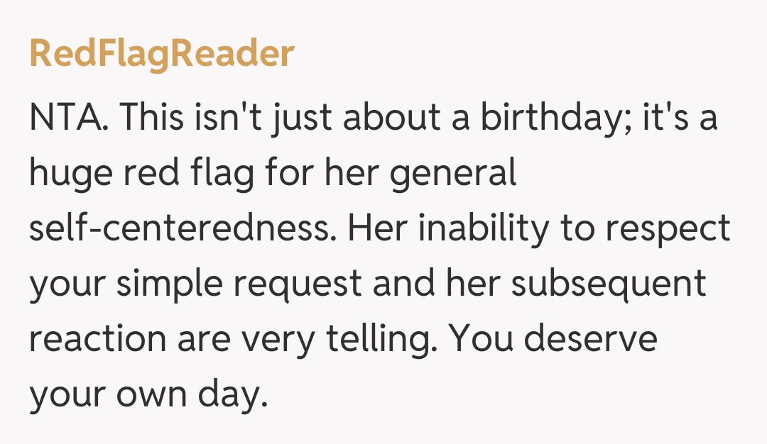 Comentariu de la RedFlagReader
