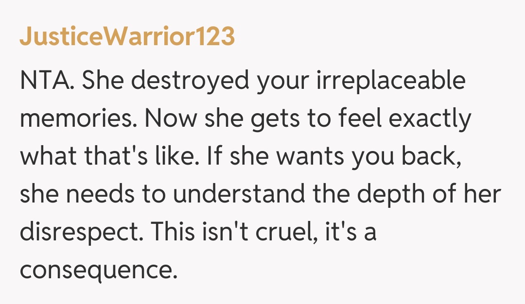 Comentariu de la JusticeWarrior123