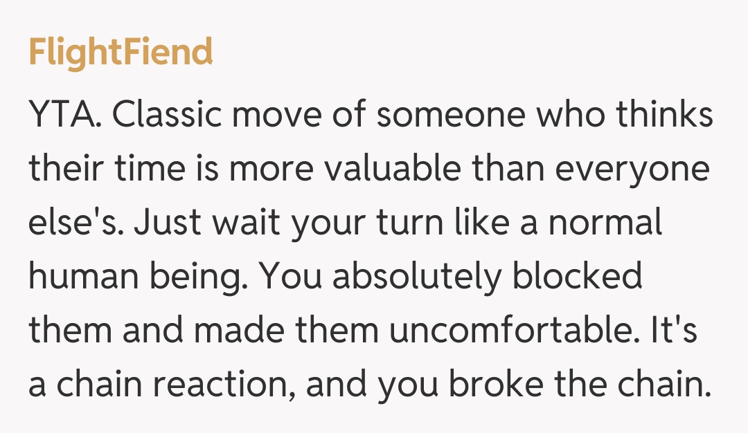 Comentariu de la FlightFiend