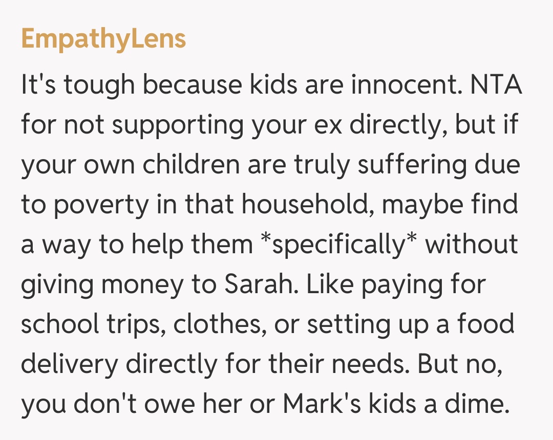 Comentariu de la EmpathyLens