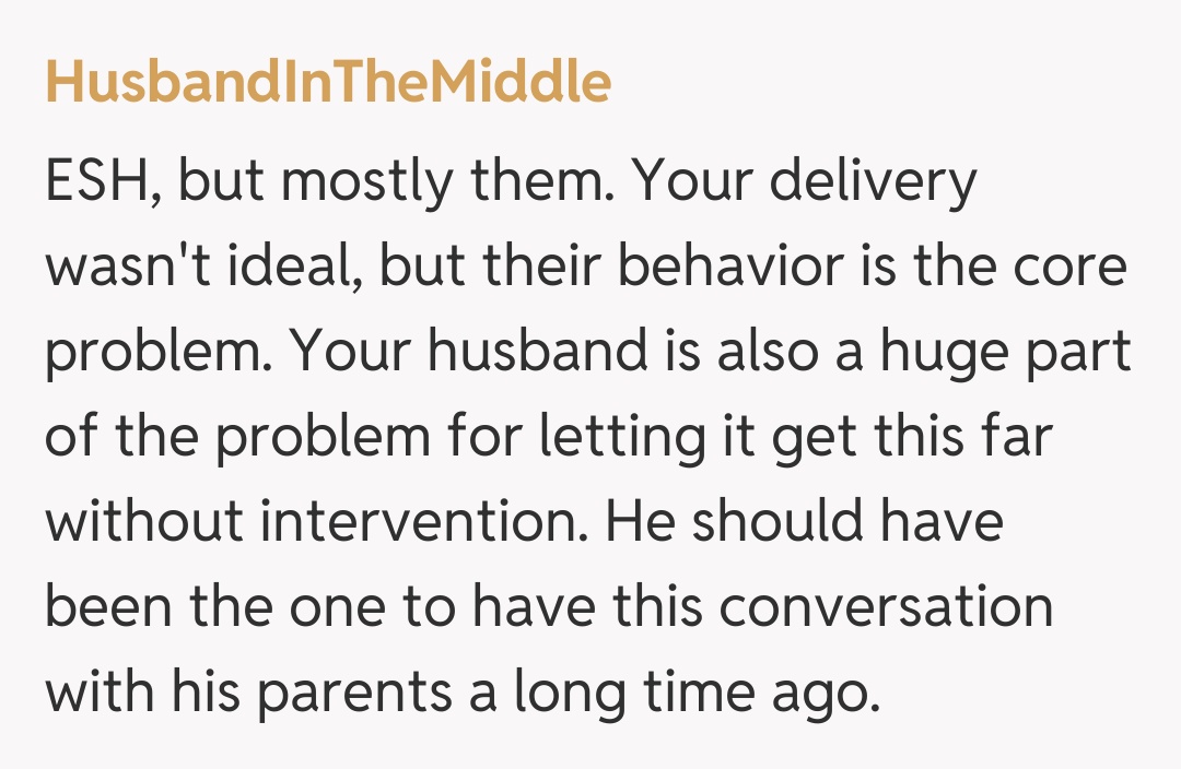 Comentariu de la HusbandInTheMiddle
