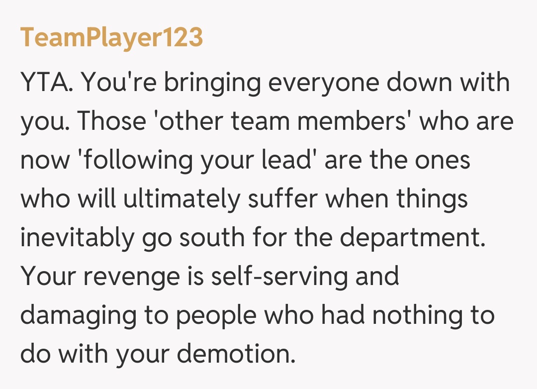 Comentariu de la TeamPlayer123