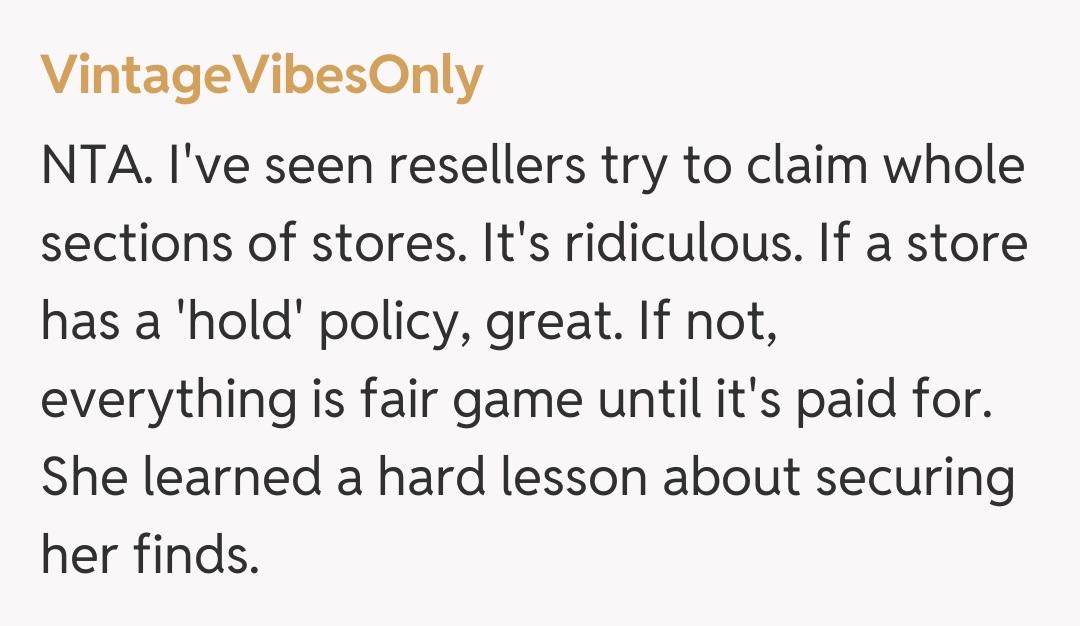 Comentariu de la VintageVibesOnly