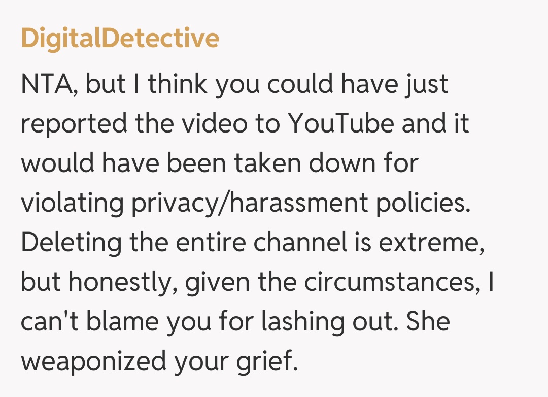 Comentariu de la DigitalDetective