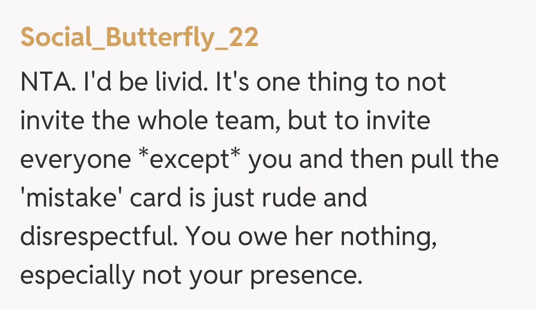 Comentariu de la Social_Butterfly_22