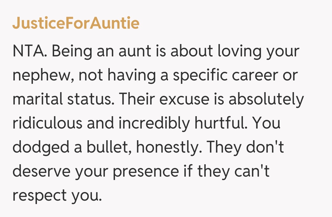 Comentariu de la JusticeForAuntie