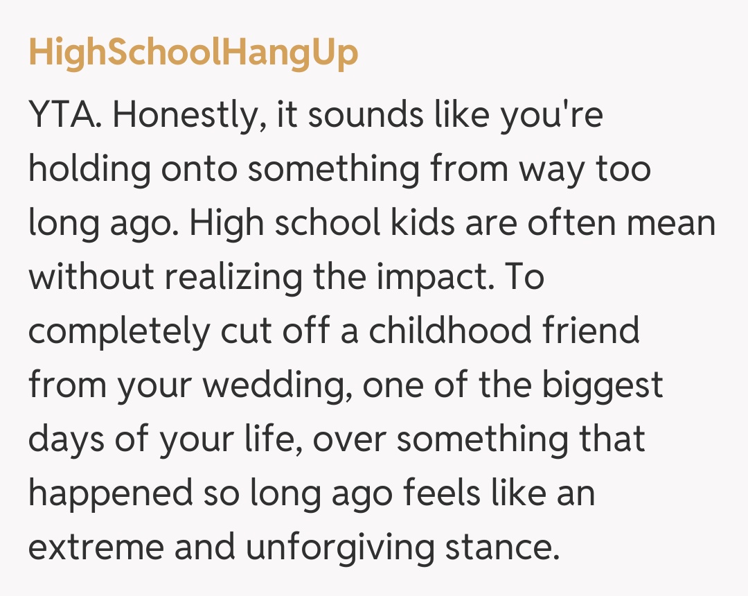 Comentariu de la HighSchoolHangUp