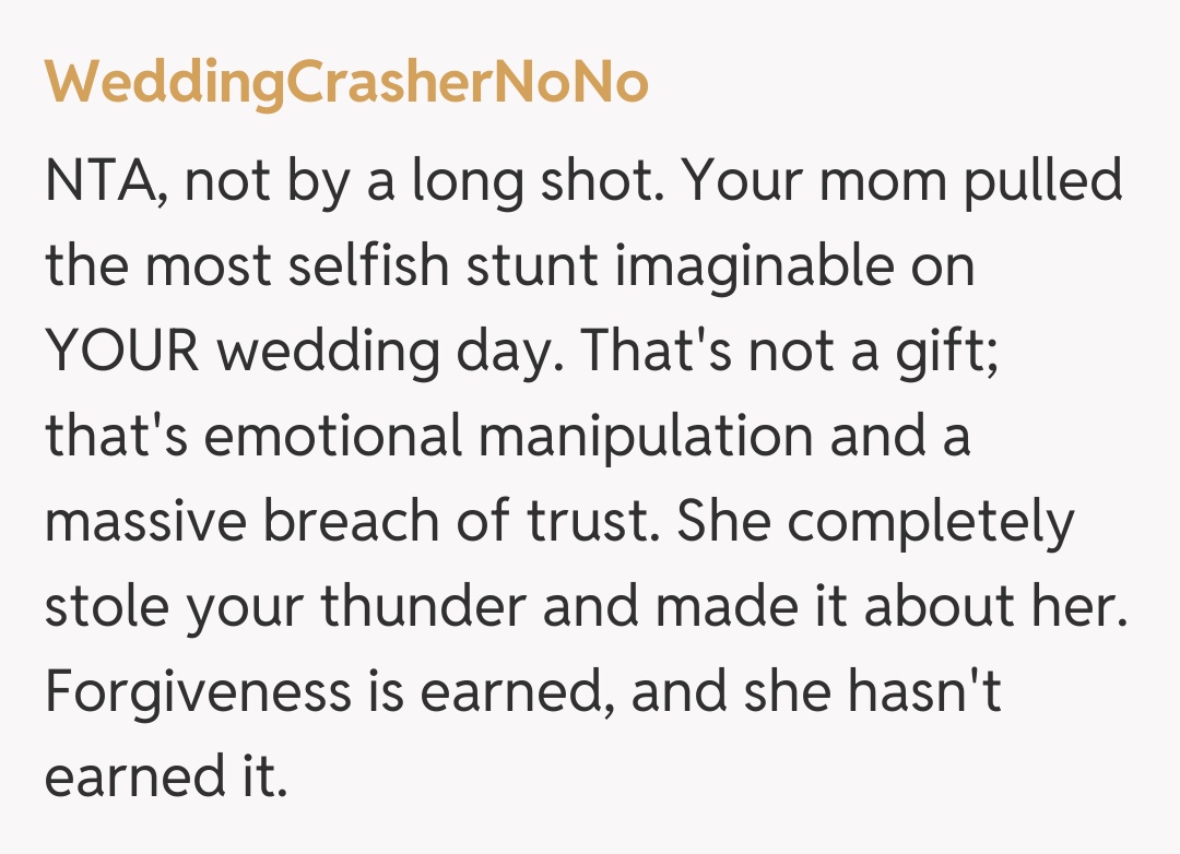 Comentariu de la WeddingCrasherNoNo