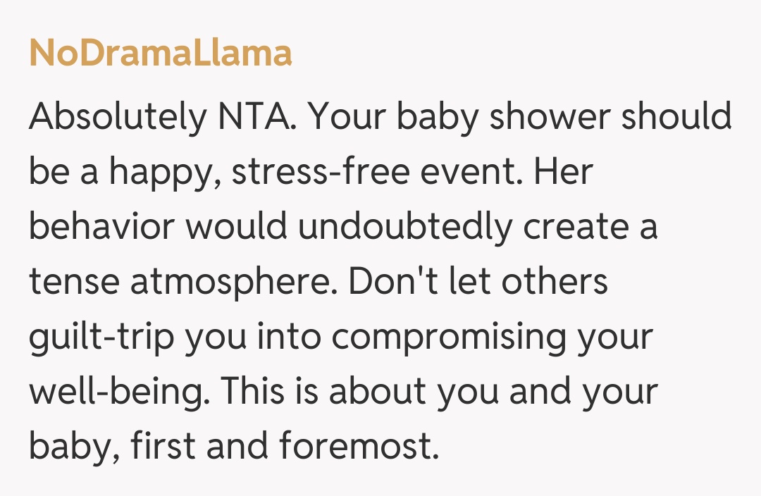 Comentariu de la NoDramaLlama